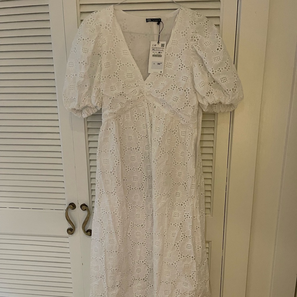 Zara XL eyelet dress